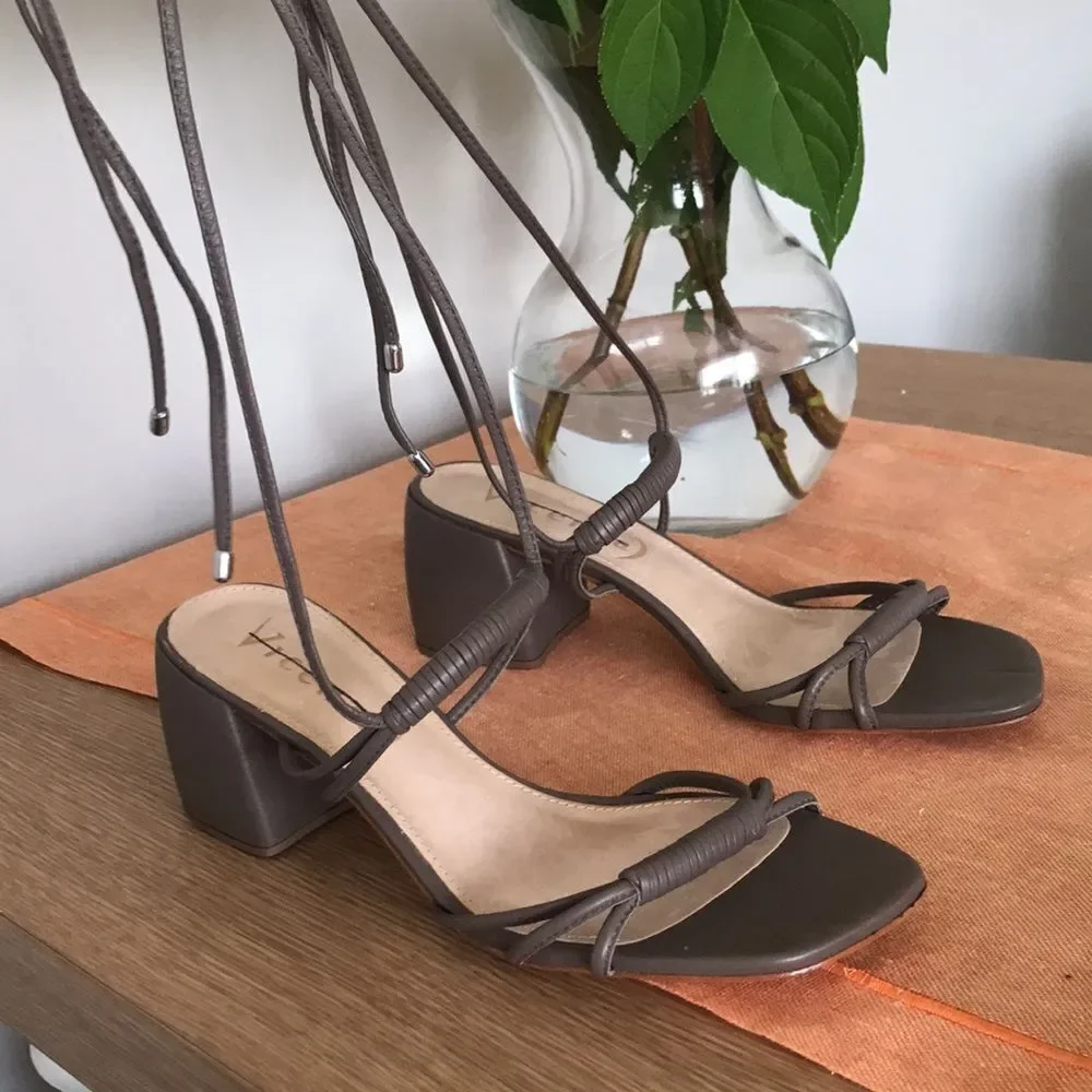 Anthropologie x Vicenza Love Struck Square Toe Wrap Heels Sandals size 11